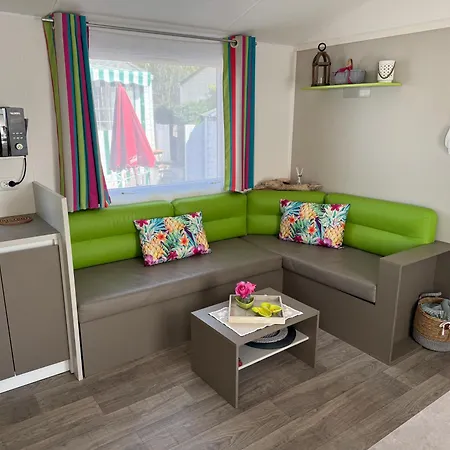 Mobile 198 Dom wakacyjny Saint-Denis-dʼOléron