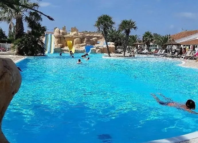 Holiday home Mobile 198